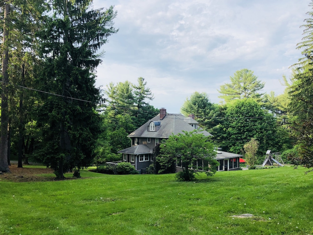 Stunning Renovated Victorian Great Barrington Vrbo