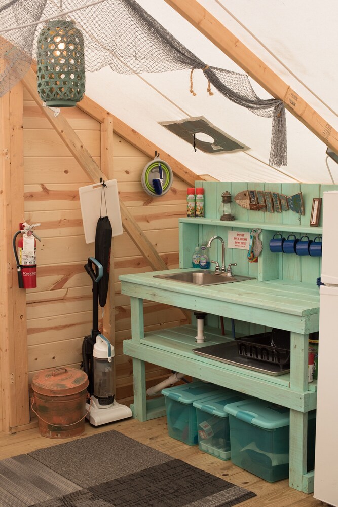 Castaway lake side canvas cottage scene, Jasonville Room Prices