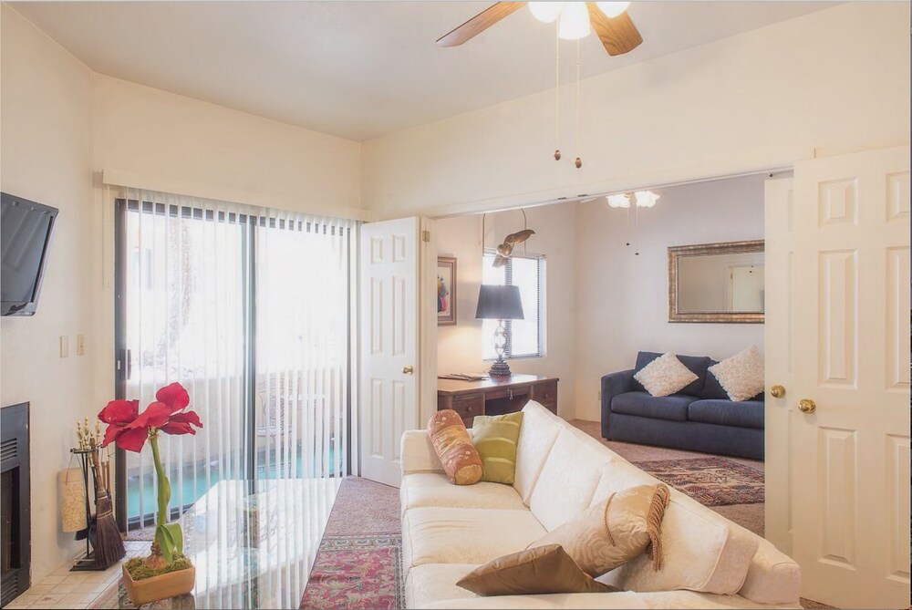 Foothills Beautiful And Comfy 2 Bedroom Apartment In Tucson