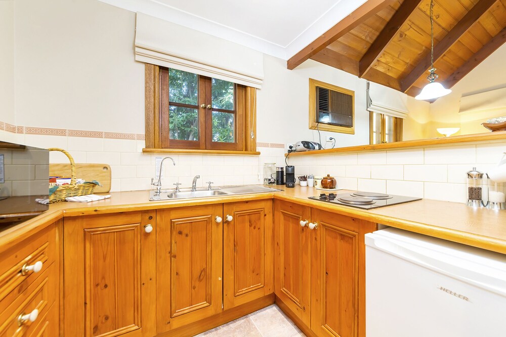 TANUNDA COTTAGES