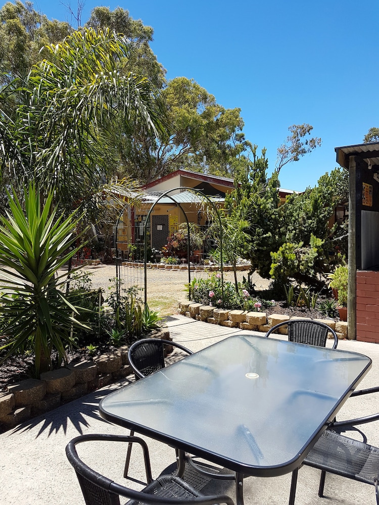 Kingscote Tourist Park and Family Units