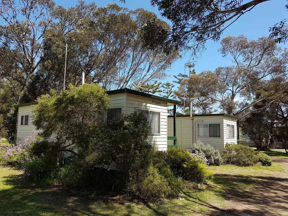 Kingscote Tourist Park and Family Units