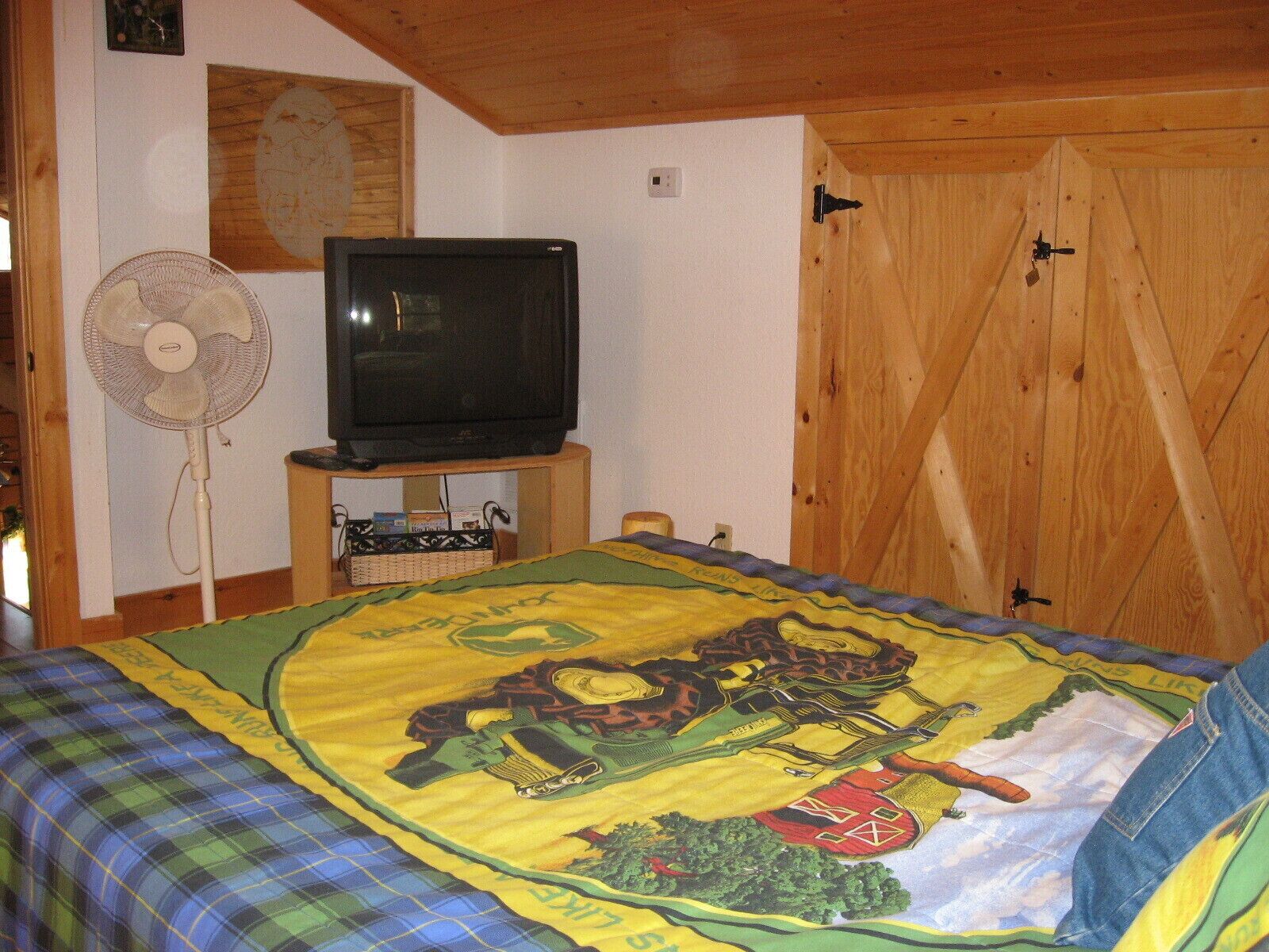 Nantahala Magical & Serene Mountain Views, Pet Friendly in , in Cherokee, United States