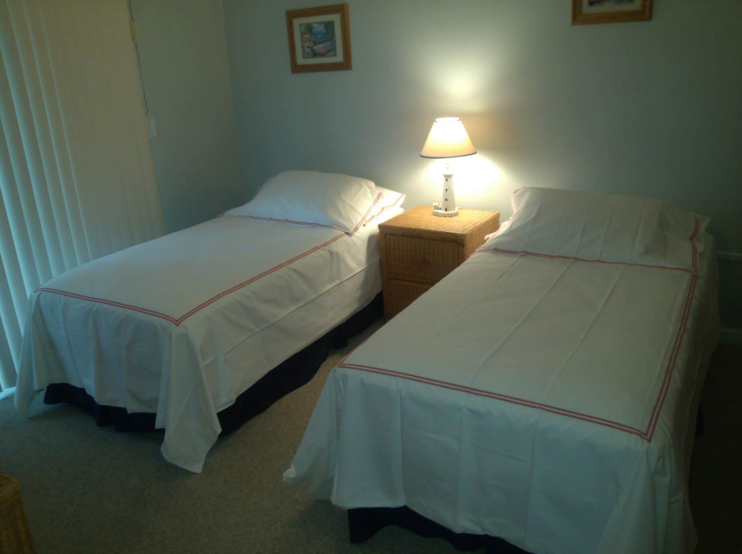 Seaside Escape South Townhouse - 2 BR / 2 Bath Beachfront Retreat w/Pool in Melbourne Beach, United States