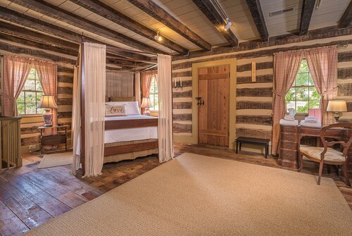 Best Cabins In Roanoke For 2020 Find Cheap 76 Cabins Rentals