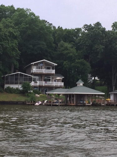 Visit Swift Island Lake Tillery Boat Access In Mount Gilead Expedia