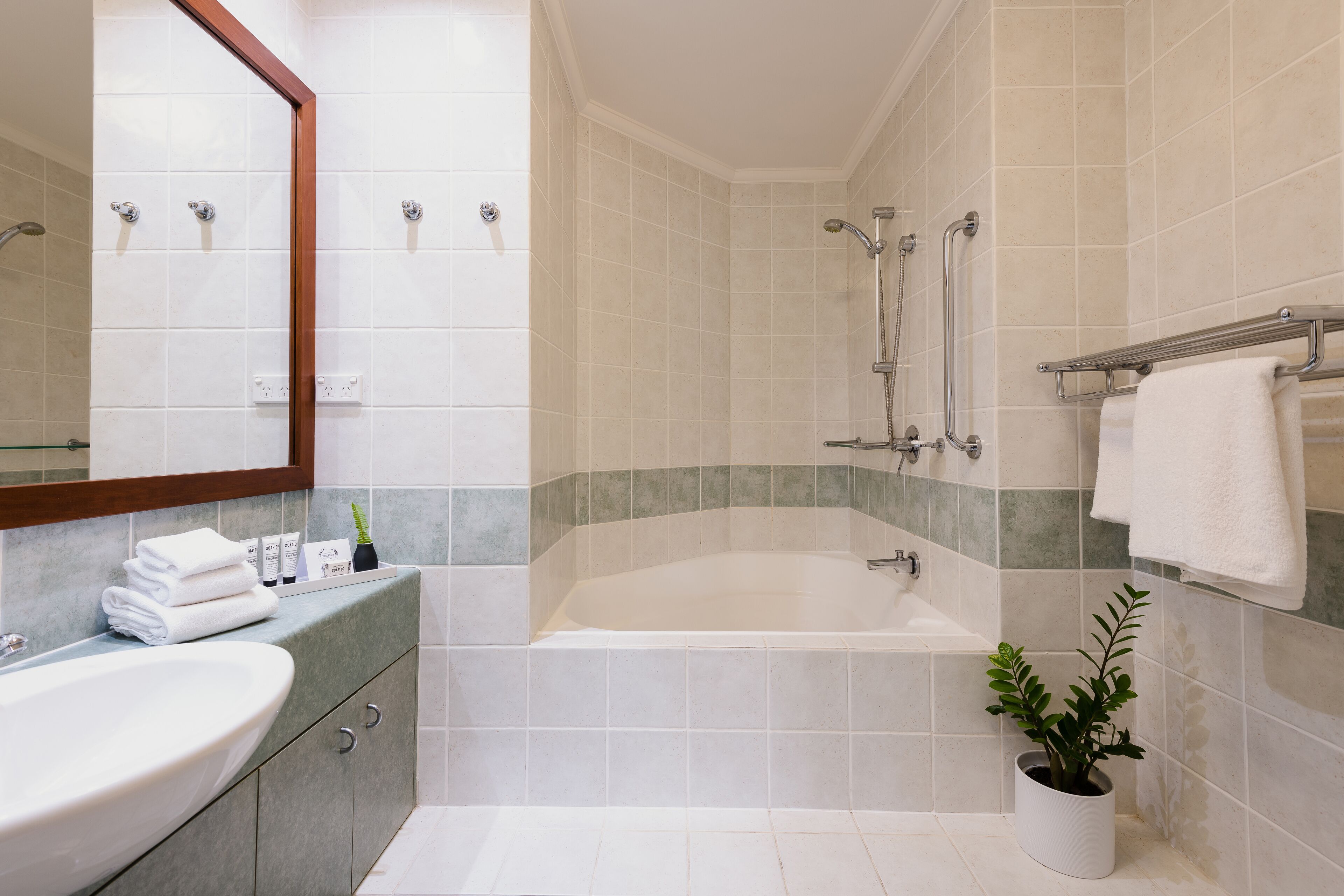 Two Bedroom Luxury Apt. with spectacular beachfront views from your own terrace