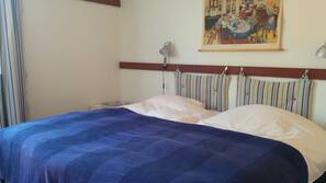 Iron/ironing board, free cribs/infant beds, rollaway beds, free WiFi