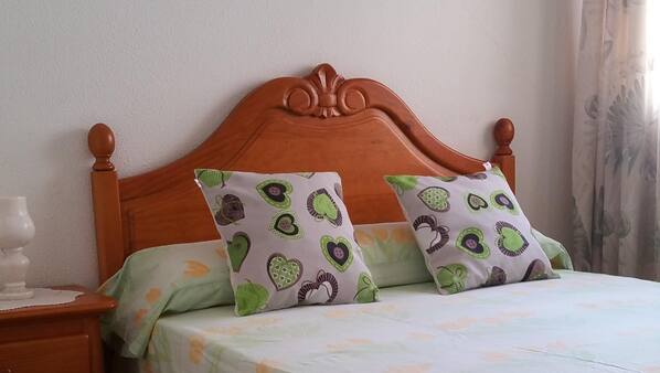 3 bedrooms, Internet
