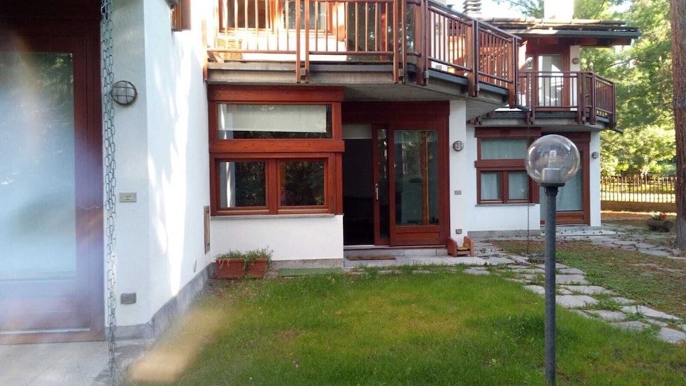 Prestigious Two-room Apartment in a Strategic Position in Bardonecchia, Italy