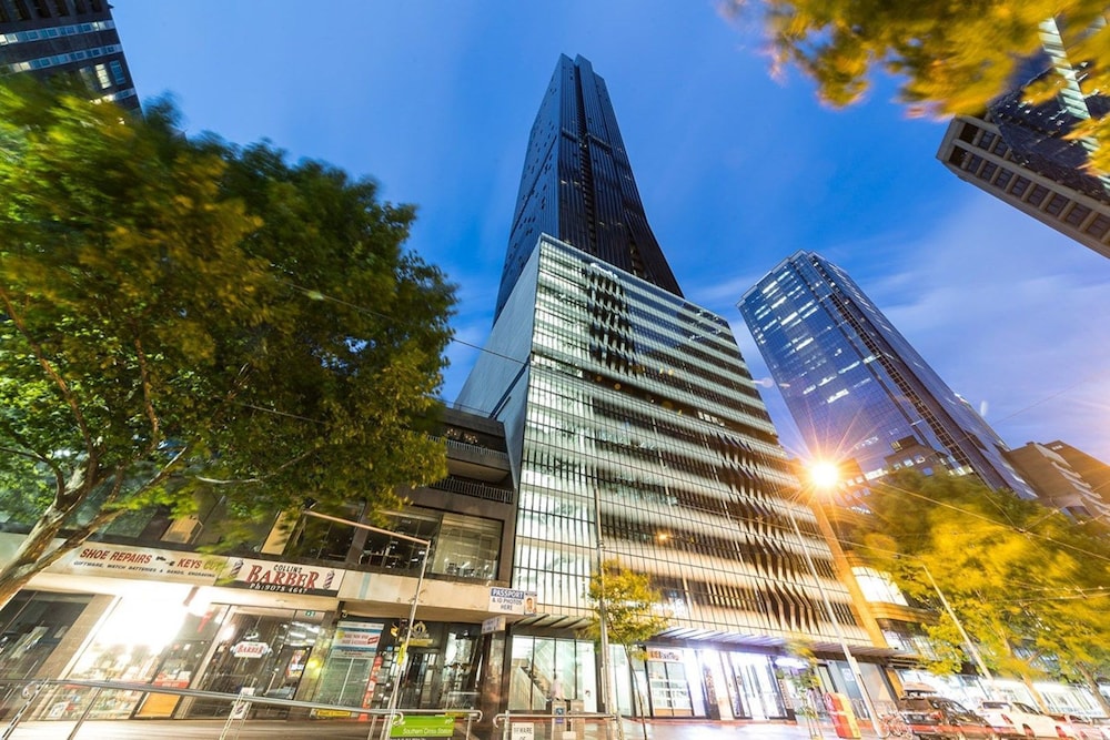 Sky City Serviced Apartment