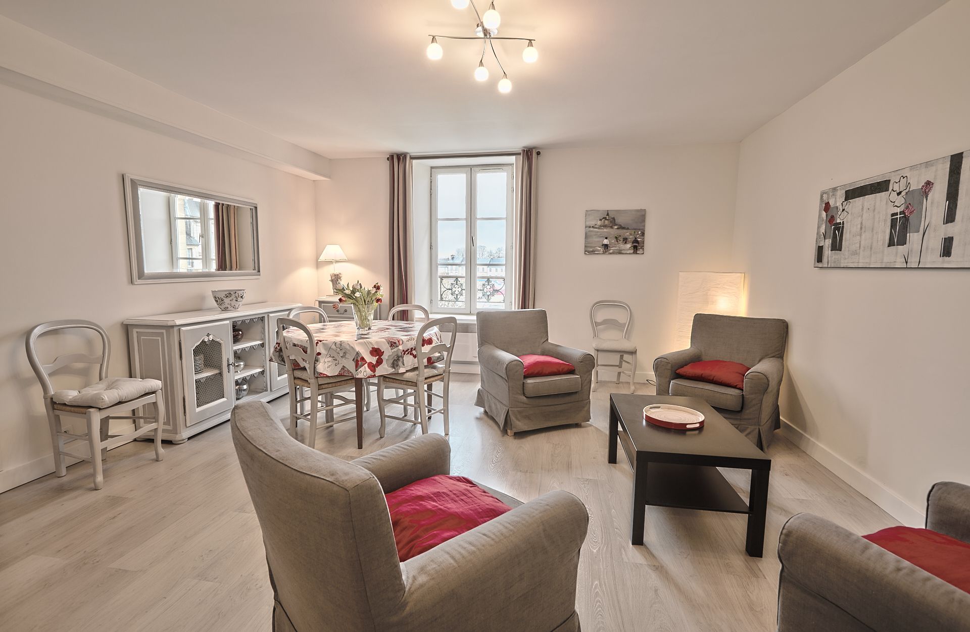 Ike's Apartment in Bayeux, France