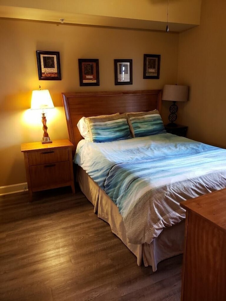 Spring Break Special Pricing most 5 star reviews Gulfport 2024