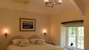 Egyptian cotton sheets, premium bedding, pillow top beds