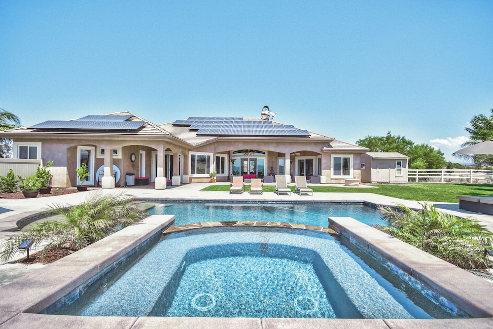 Hill Top Estate In The Heart Of The Wine Country W/incredible Views