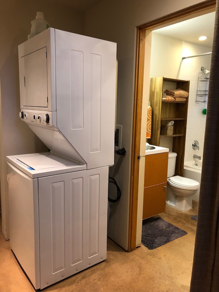 Modern Cabin In The Woods, Glorieta, NM Vacation Rental Cabin ByOwner