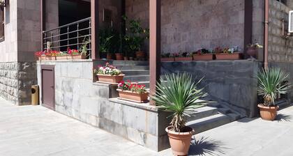 Musa Ler Hotel Yerevan