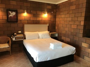 Deluxe Double Room | Premium bedding, down comforters, Select Comfort beds, blackout drapes