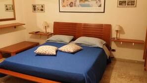 Minibar, ferro/asse da stiro, Wi-Fi gratuito, lenzuola
