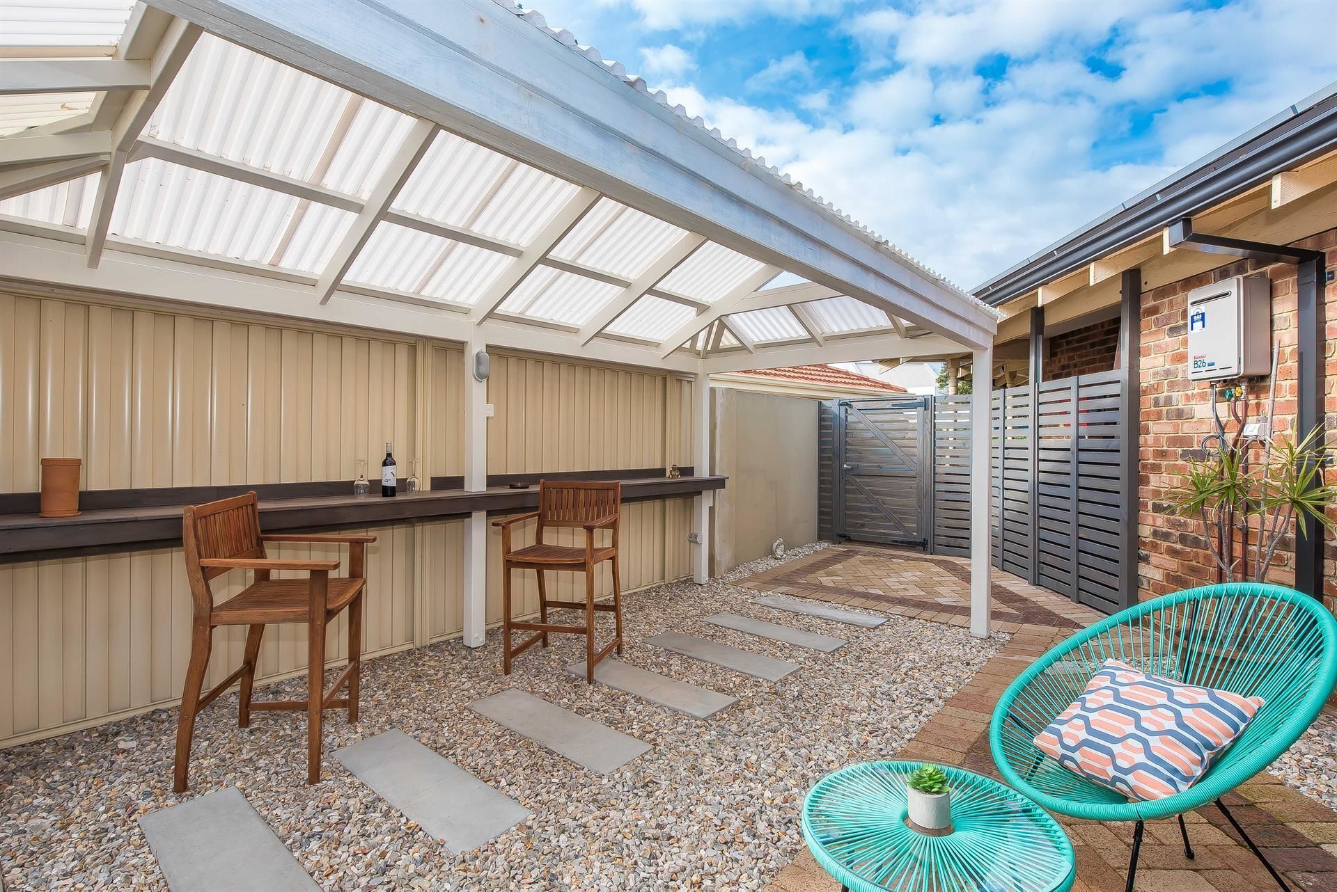 Prestigious Northshore Guest House - Comfortable Living Close To Mullaloo Beach