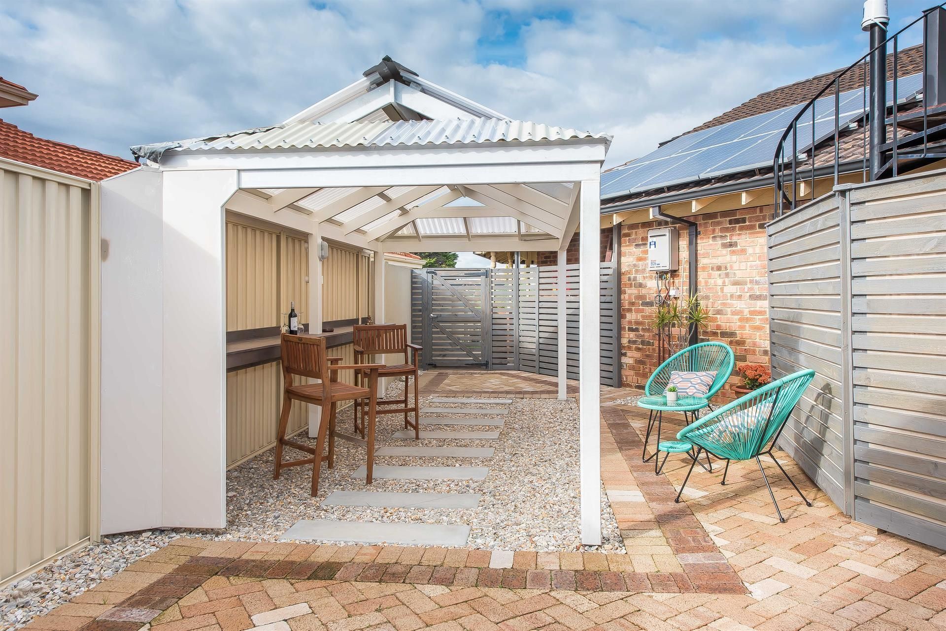 Prestigious Northshore Guest House - Comfortable Living Close To Mullaloo Beach