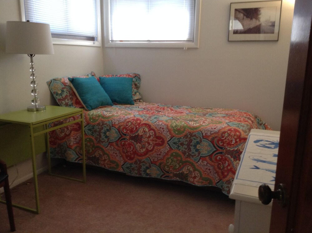 Cozy Waterview Cottage! 14 day minimum East Quogue Vrbo