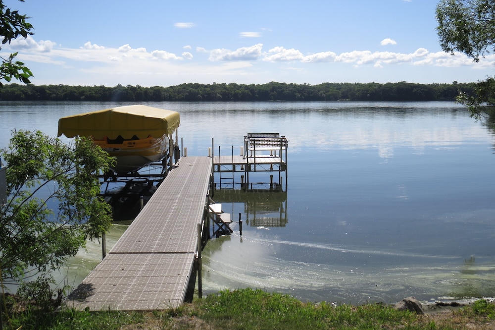 Pickeral Lake SD Cabin For Rent, Grenville SD in Grenville Best Rates