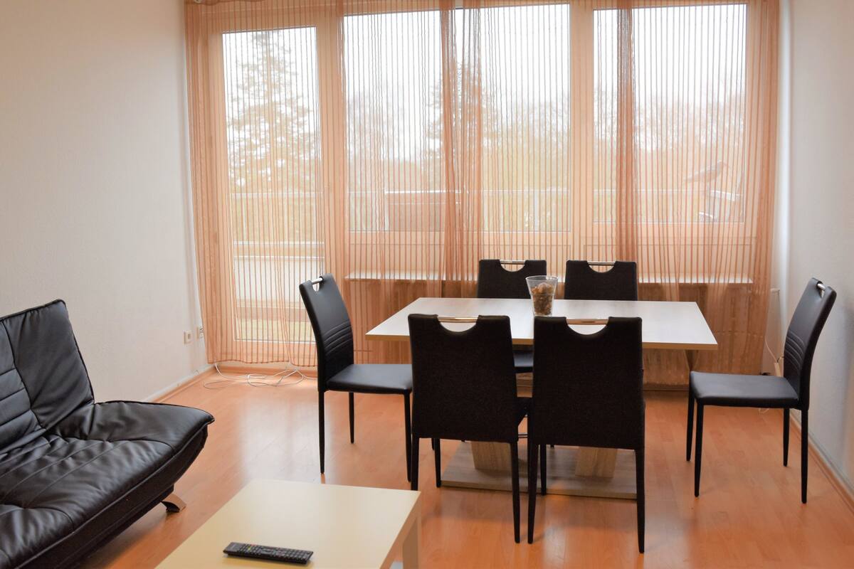 Ferienwohnung Neuss Schillerstrasse In Dusseldorf Expedia