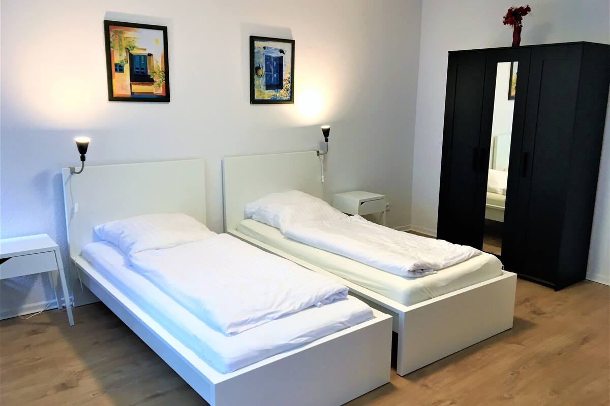 Ferienwohnung Neuss Schillerstrasse Room Prices Deals Reviews Expedia Co Kr