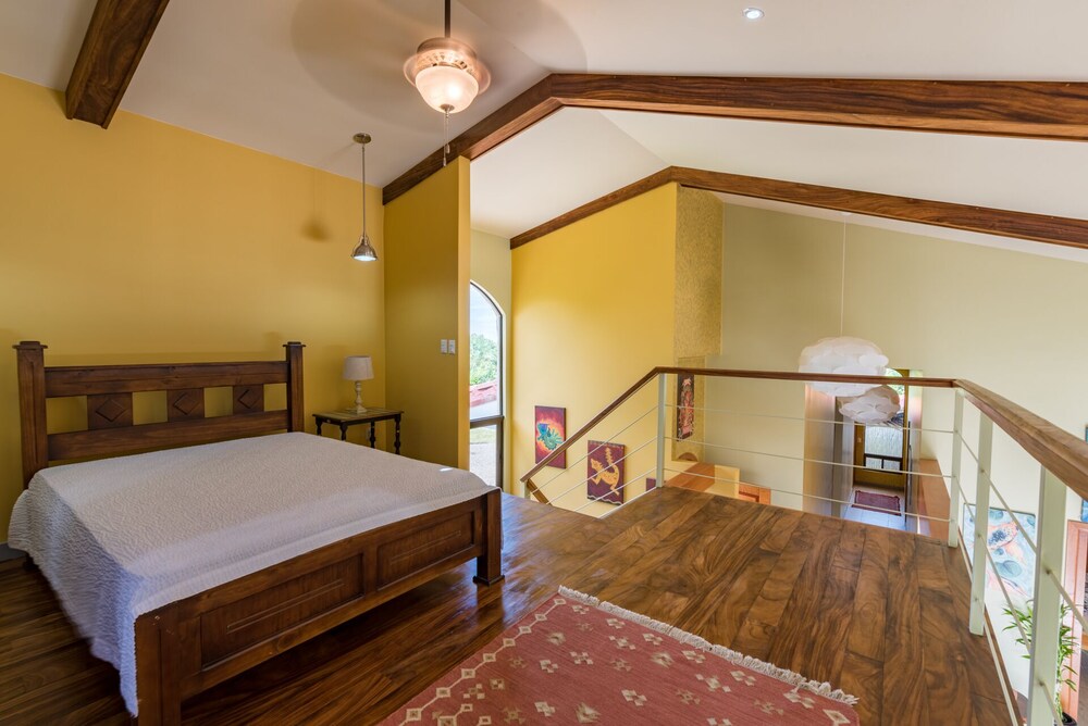 Villa in spectacular setting La Fortuna Vrbo