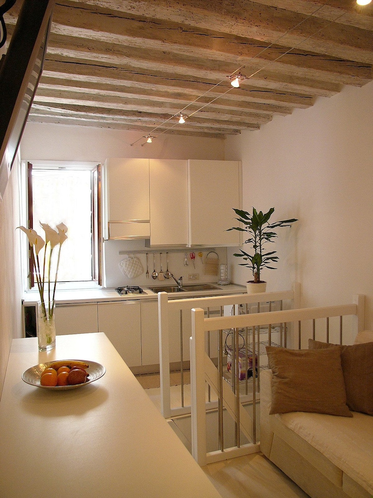 Venetian Apartments Rialto In Venice Hotel Rates Reviews - 