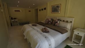 Egyptian cotton sheets, premium bedding, pillowtop beds, minibar