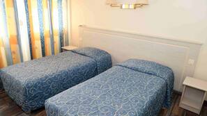 Blackout curtains, free WiFi, linens