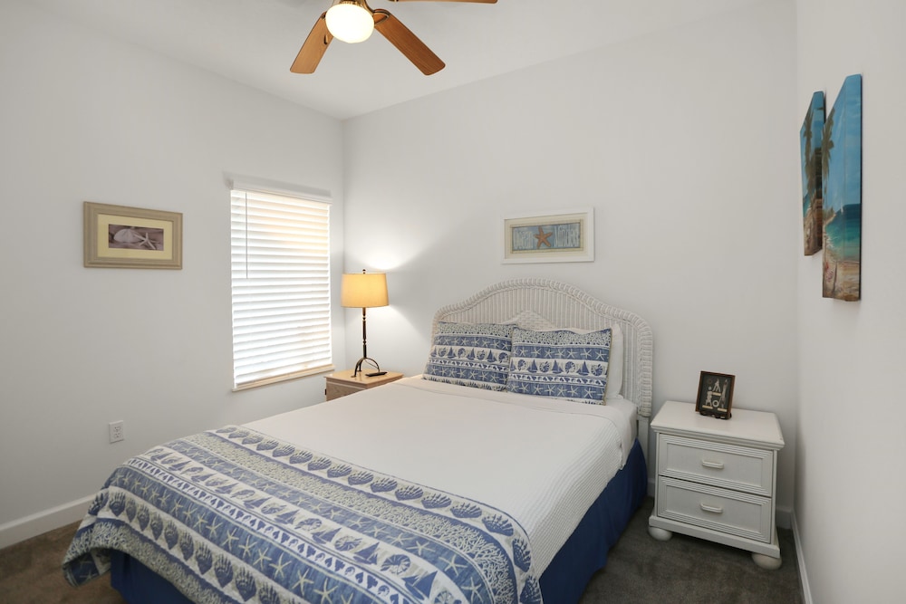 Gulf View, Gated Community with Pool, WiFi Waterside Village Condo