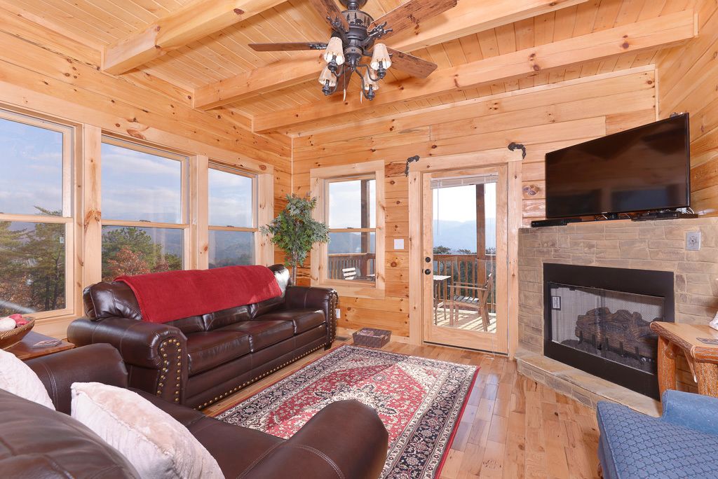 2 Bedroom Cabin in Sevierville (2464 Hackberry Drive) in Sevierville, United States