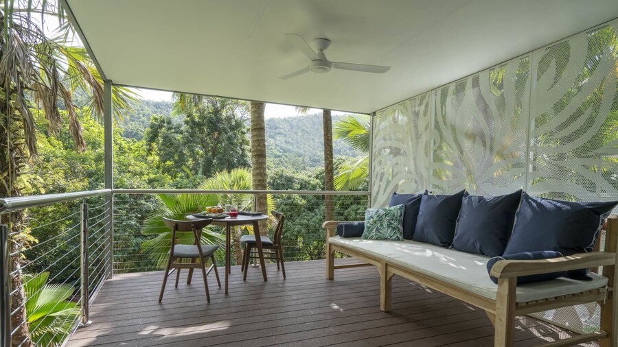 mist at Cape Tribulation