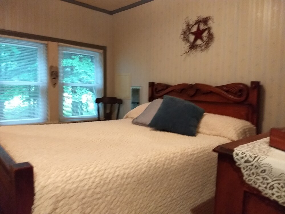 Room, Montgomery Run cabin located in a secluded wooded area close to Clearfield, PA