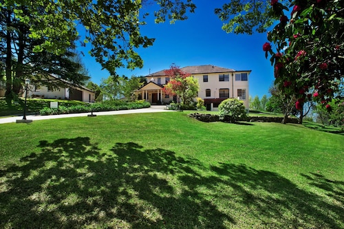 Lithgow Holiday Cottages Holiday Cottages By The Sea From 95