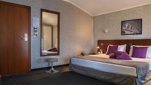 In-room safe, iron/ironing board, free WiFi, linens