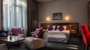 In-room safe, iron/ironing board, free WiFi, linens
