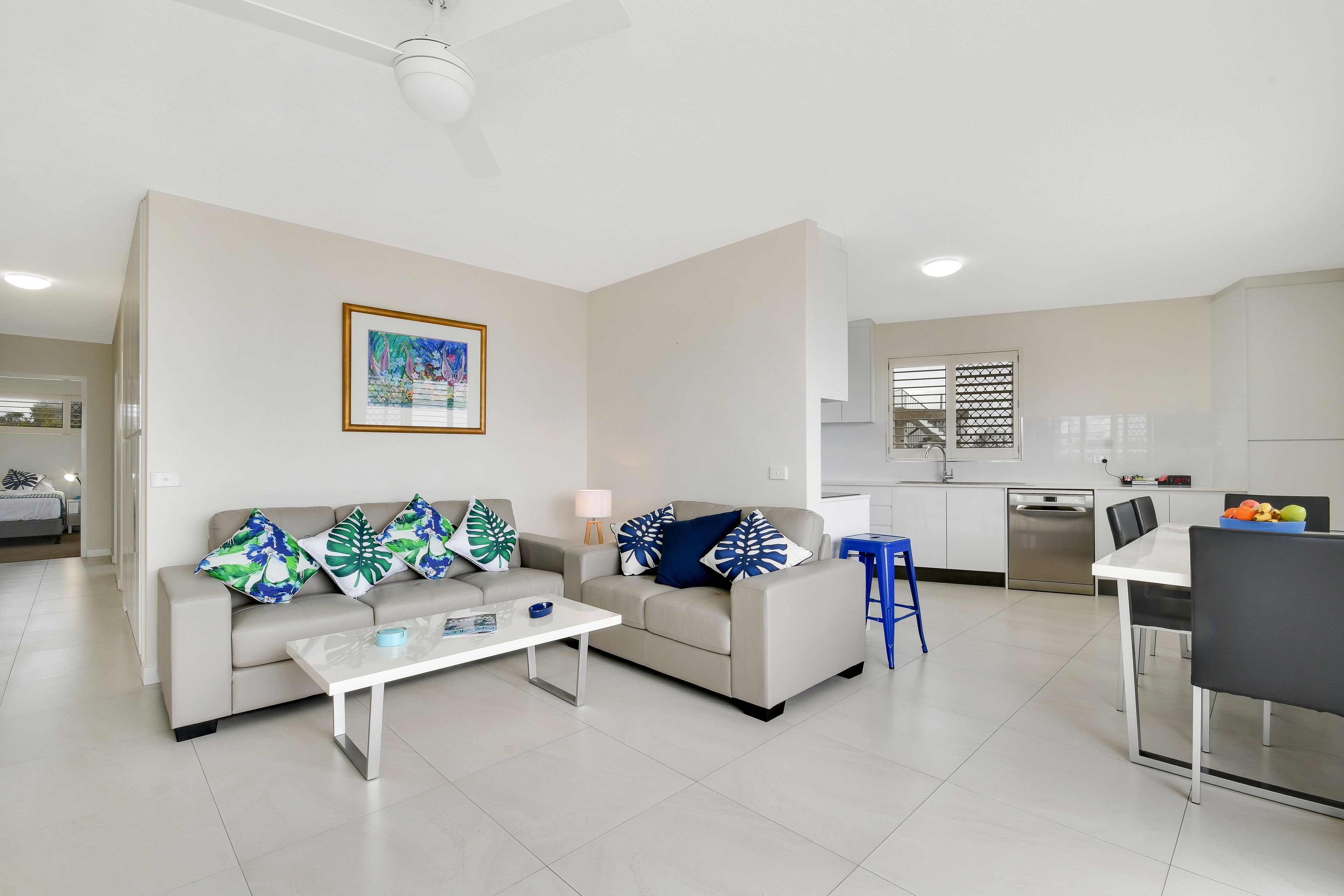2 BDRM Beach Apartment BILGOLA4