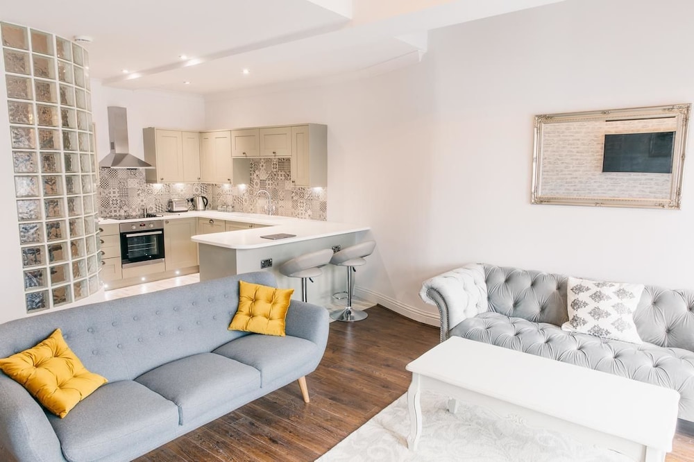 Stunning Shabby Chic Loft Apartment Leeds 2019 Hotel Prices Exterior Featured Image