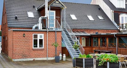 Bed and Breakfast Phønix