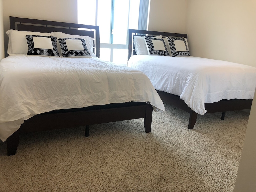 Breathtaking Beach Apartment in Marina Del Rey/ Venice beach