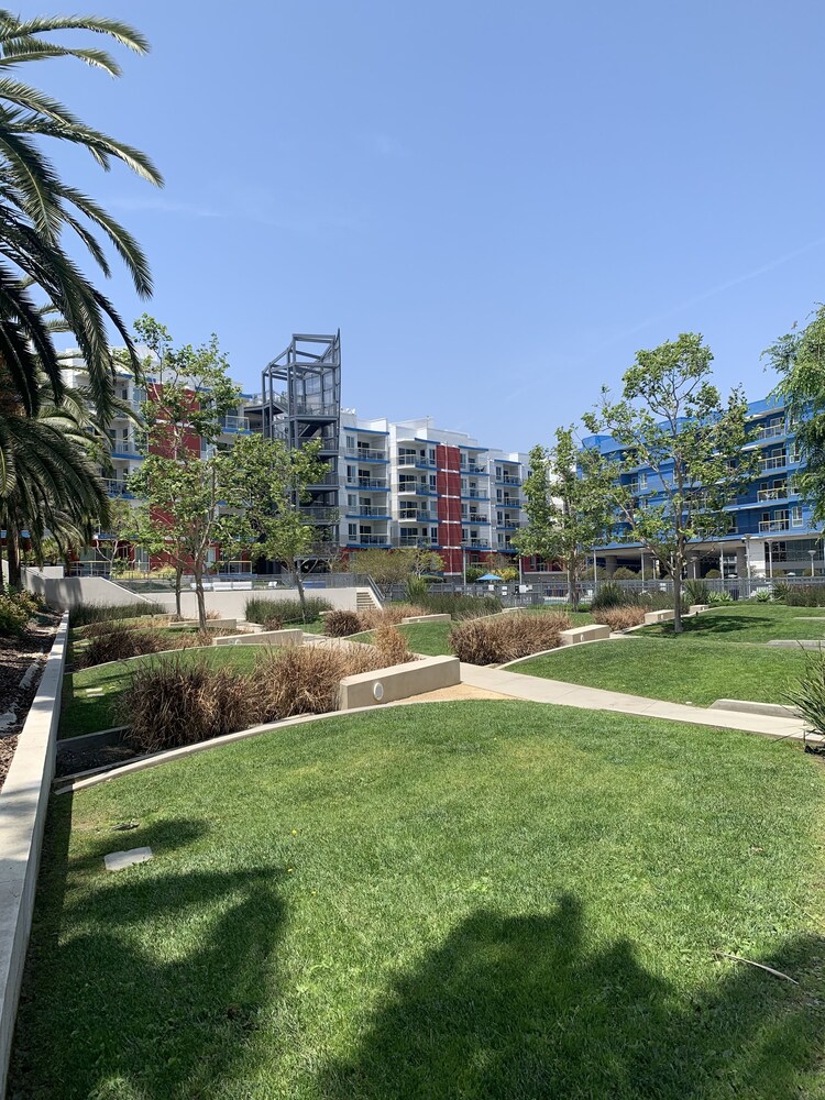 Breathtaking Beach Apartment in Marina Del Rey/ Venice beach