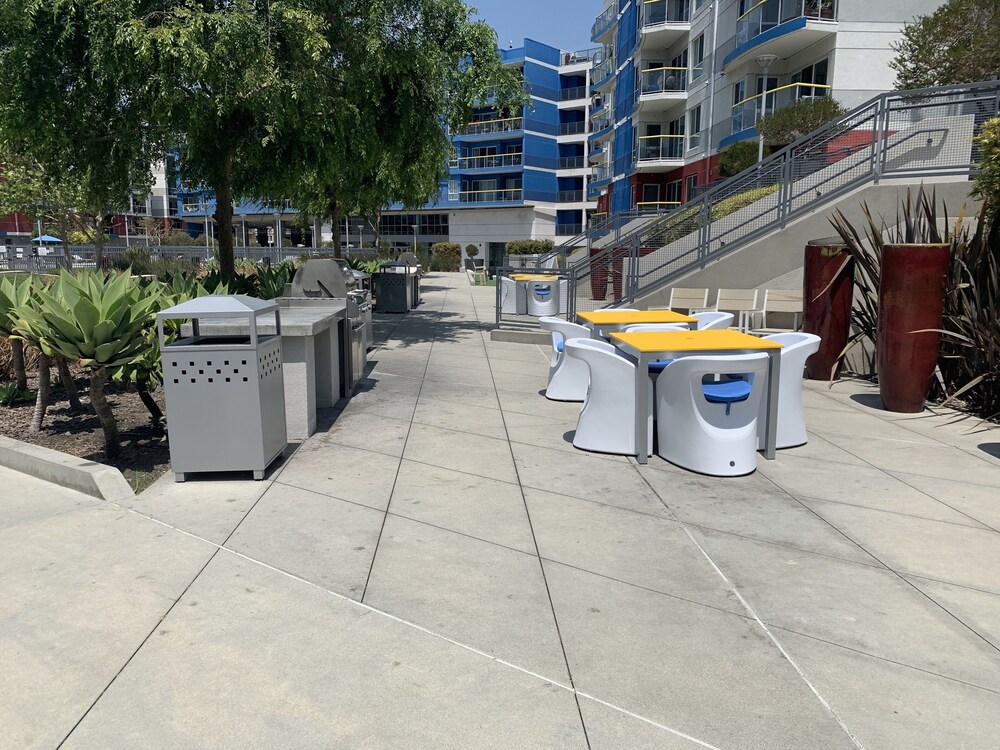 Breathtaking Beach Apartment in Marina Del Rey/ Venice beach