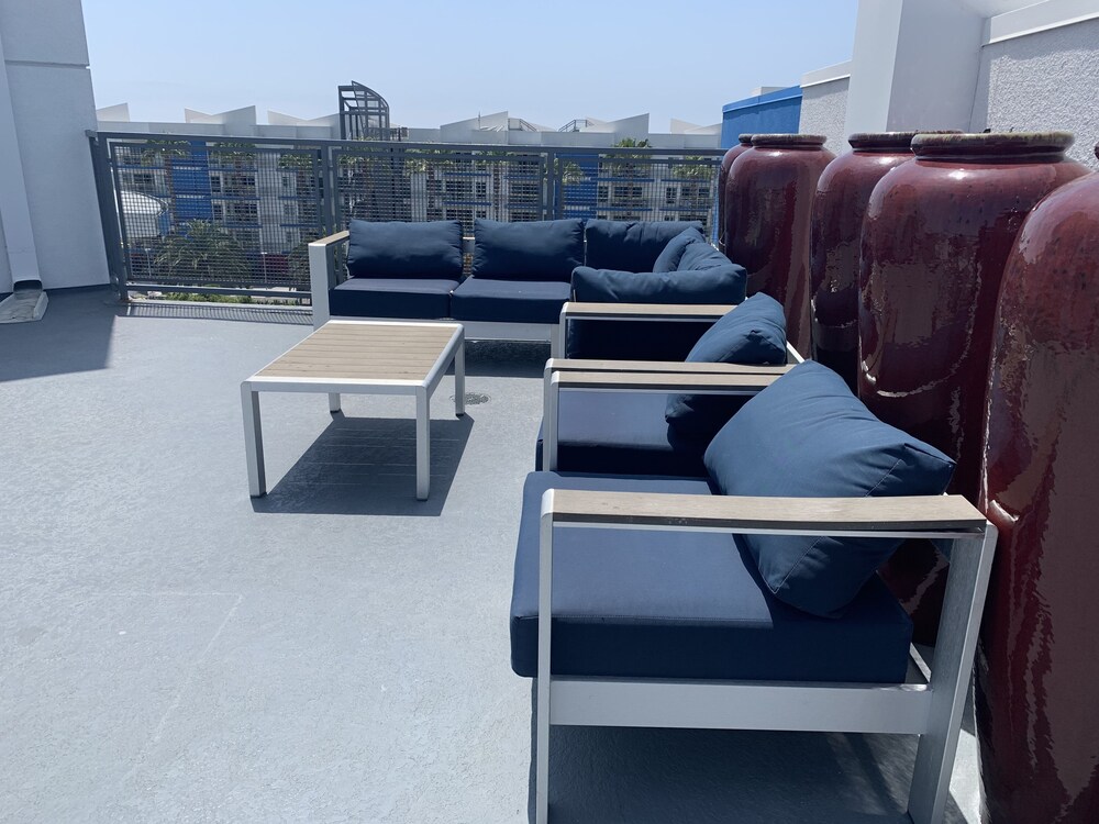 Breathtaking Beach Apartment in Marina Del Rey/ Venice beach