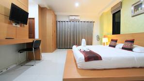 Rollaway beds, free WiFi