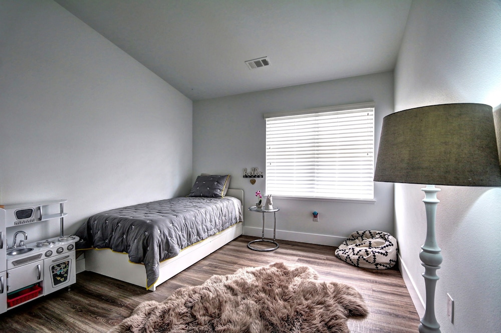 Monthly New 1 Story, 3 Bdr Home Summerlin Pet Friendly Las Vegas FeWodirekt