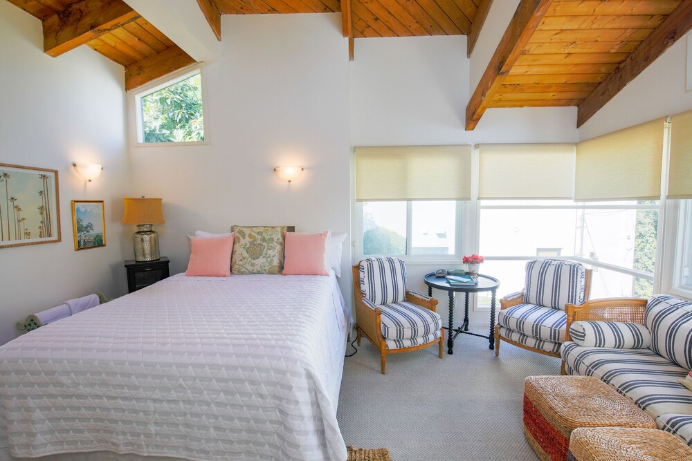 Charming Beverly Hills Guest House /bungalow 2019 Room Prices , Deals